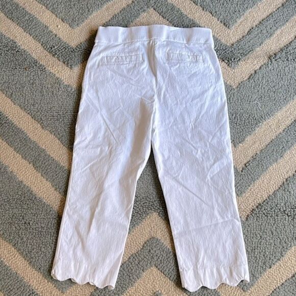 Kim Rogers White Capri Scalloped Trim Pull On Stretch Pants Size 10 - Picture 2 of 7